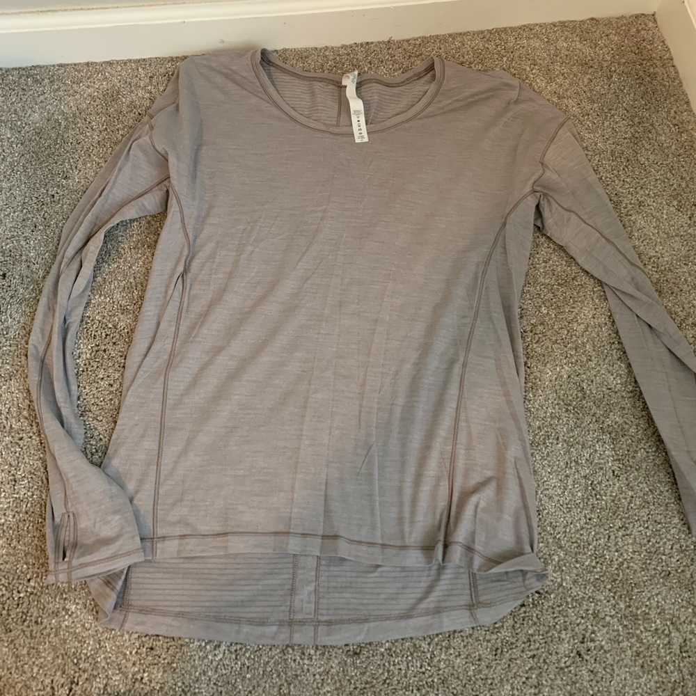 Lululemon long sleeve shirt